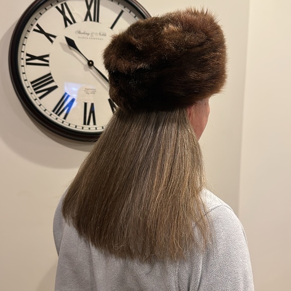 Vintage beaver pill box hat - Picture 4 of 5